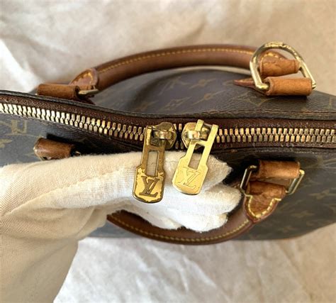 how to clean louis vuitton straps|how to clean louis vuitton purse.